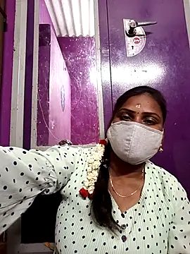 Snapshot of Tamil_Hot_Nisha chatting on 03/13/26, 02:01 Tamil Hot Nisha online show from 03/13/26, 02:01