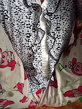 lena-cute online show from 06/10/26, 02:12