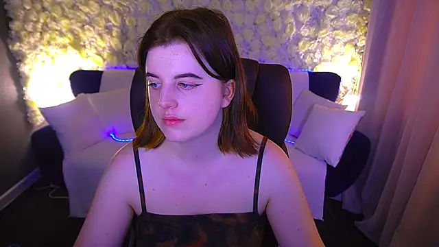 KristiFoxy online show from 05/15/26, 12:23