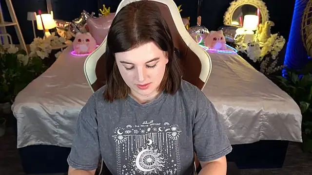 KristiFoxy online show from 06/14/26, 12:29