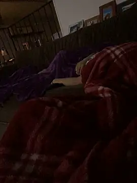 Snapshot of xxlivecouple chatting on 03/28/26, 11:32 xxlivecouple online show from 03/28/26, 11:32