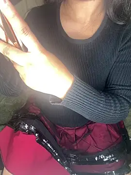 Snapshot of nauty_girl_shalu chatting on 02/17/26, 05:15 nauty girl shalu online show from 02/17/26, 05:15