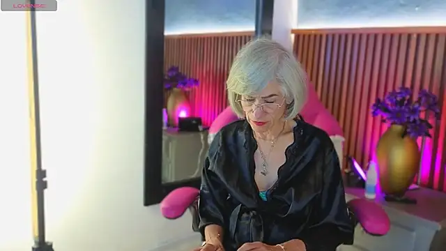 miss monserrate01 online show from 05/11/26, 02:12