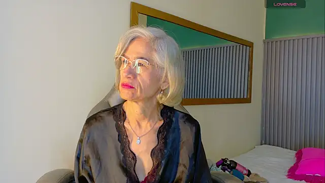 miss monserrate01 online show from 06/26/26, 01:26