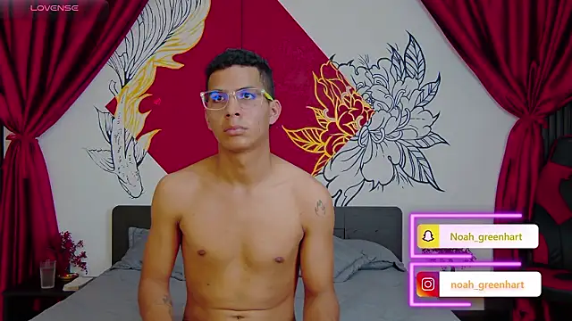 Snapshot of Noah_Greenhartt chatting on 03/11/26, 08:04 Noah Greenhartt online show from 03/11/26, 08:04