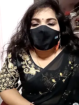 Snapshot of Maturecouple225 chatting on 02/14/26, 04:48 Maturecouple225 online show from 02/14/26, 04:48