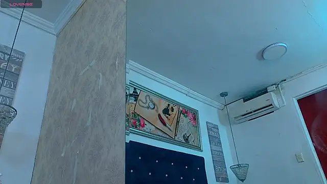 meganrousx online show from 05/01/26, 07:51