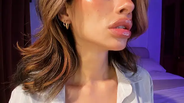 ConnieDeep online show from 03/09/26, 09:35