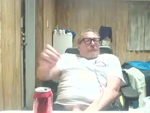Snapshot of melvinsnow chatting on 03/10/25, 01:01 melvinsnow online show from 03/10/25, 01:01