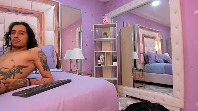 Goldentemptation  online show from 04/27/26, 08:07