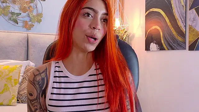 Snapshot of Polygonniaa chatting on 02/24/26, 03:43 Polygonniaa online show from 02/24/26, 03:43