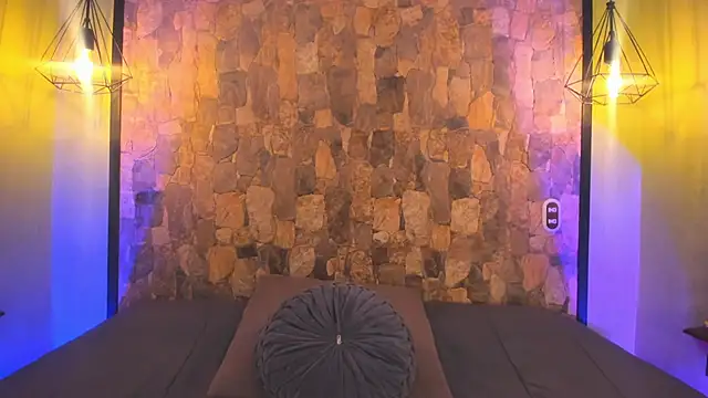 Elizabeth Ferrer online show from 02/13/26, 07:10