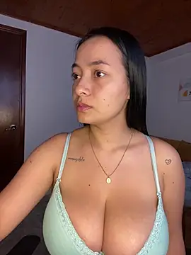 JulietaRiios online show from 04/25/26, 07:22