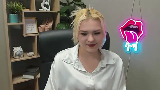 SweetLilyxo online show from 04/03/26, 06:33