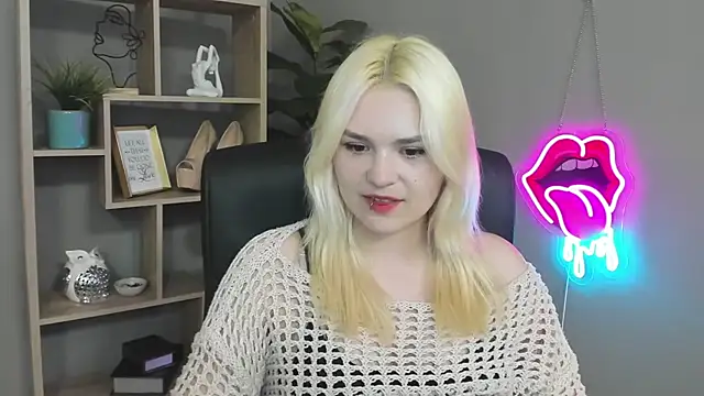 SweetLilyxo online show from 05/03/26, 06:30