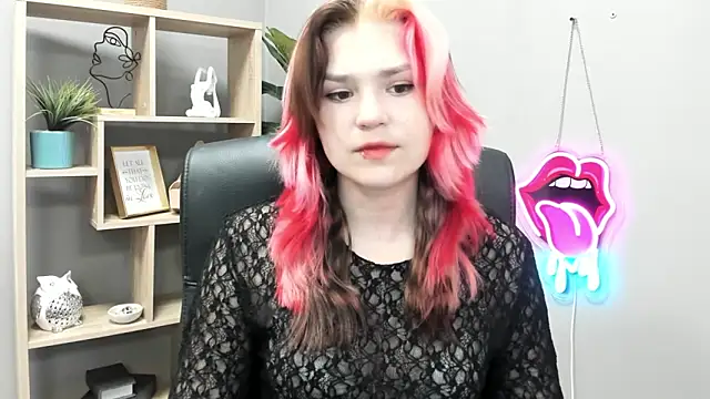 SweetLilyxo online show from 06/08/26, 06:25