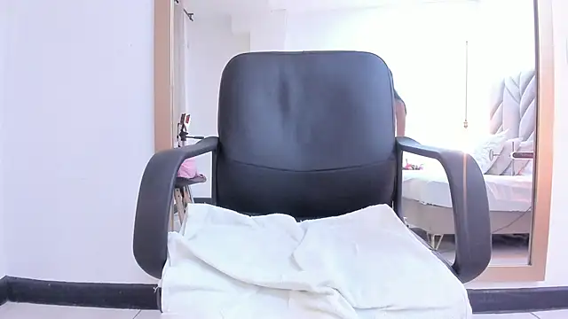 IsabellaFoox online show from 03/01/26, 12:29