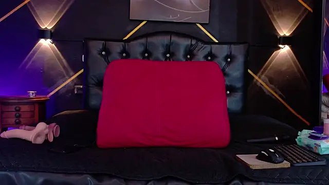 serena kournikova online show from 06/25/26, 10:14