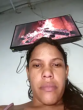 Snapshot of Kittydirty7 chatting on 03/10/26, 04:06 Kittydirty7 online show from 03/10/26, 04:06