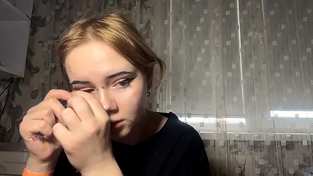 Snapshot of LedAffinity chatting on 02/15/26, 08:13 LedAffinity online show from 02/15/26, 08:13