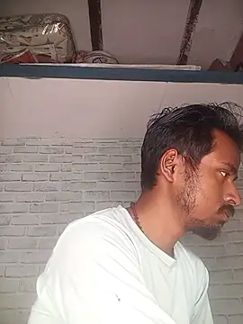 Snapshot of ravimandal chatting on 04/17/26, 04:10 ravimandal online show from 04/17/26, 04:10