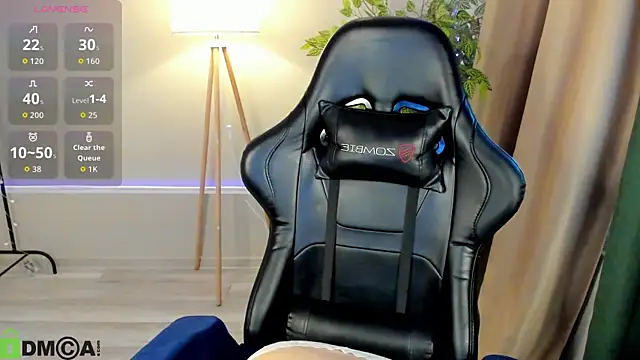 crispy amber online show from 03/17/26, 01:21