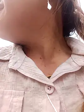 Snapshot of Bigboob_pussyxx chatting on 03/03/26, 05:35 Bigboob pussyxx online show from 03/03/26, 05:35