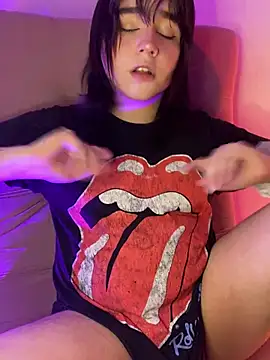 Daniellesins1 online show from 05/13/26, 03:26