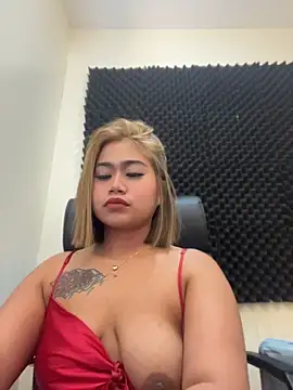 Snapshot of vien_pussy69 chatting on 06/07/26, 02:59 vien pussy69 online show from 06/07/26, 02:59