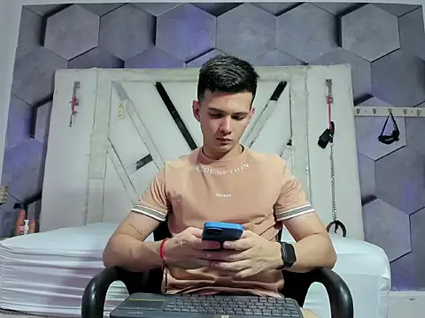 GoldenBoyM online show from 06/13/26, 02:53