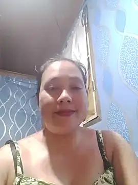 Snapshot of May_Bombs chatting on 06/14/26, 12:51 May Bombs online show from 06/14/26, 12:51