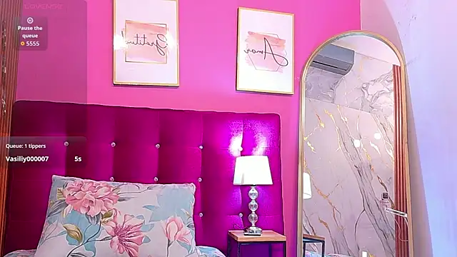 tightlittleebony online show from 04/27/26, 07:34
