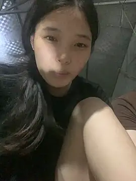 Snapshot of Suzu_xx01 chatting on 06/18/26, 04:00 Suzu xx01 online show from 06/18/26, 04:00