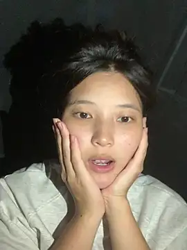 Snapshot of Suzu_xx01 chatting on 06/28/26, 04:02 Suzu xx01 online show from 06/28/26, 04:02
