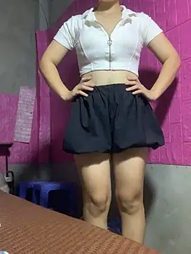 Snapshot of Suzu_xx01 chatting on 07/06/26, 05:04 Suzu xx01 online show from 07/06/26, 05:04