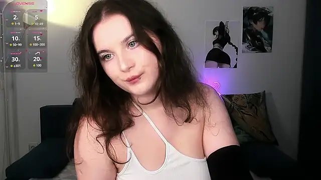 Snapshot of chloe_dashh chatting on 03/06/26, 09:11 chloe dashh online show from 03/06/26, 09:11