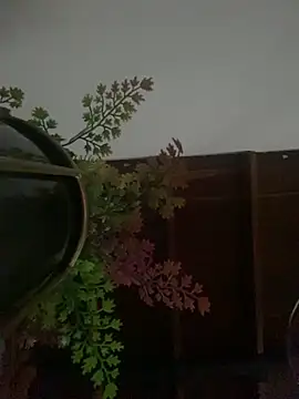 Mia rivers   online show from 06/13/26, 05:44