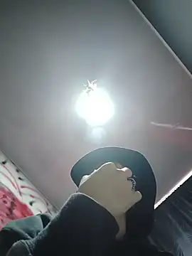 Snapshot of CharlotteKravizz chatting on 02/25/26, 05:44 CharlotteKravizz online show from 02/25/26, 05:44