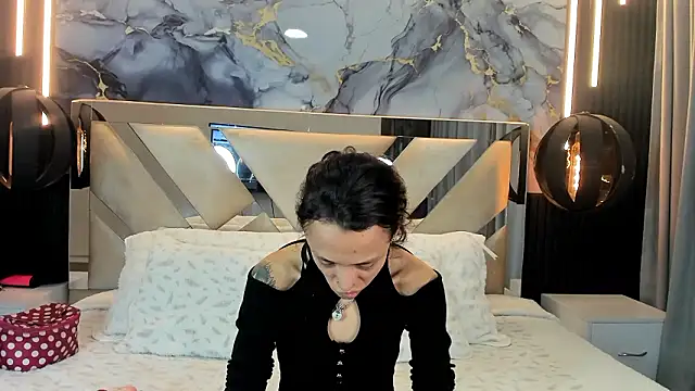 Snapshot of CharlotteKravizz chatting on 03/10/26, 03:11 CharlotteKravizz online show from 03/10/26, 03:11