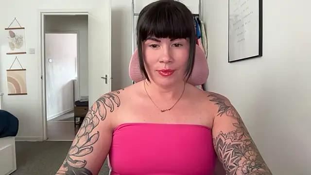 EdenRose online show from 05/01/26, 11:59