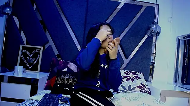 Maggyx online show from 06/09/26, 01:34