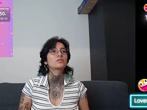 Snapshot of Ivyravens chatting on 03/15/26, 08:26 Ivyravens online show from 03/15/26, 08:26