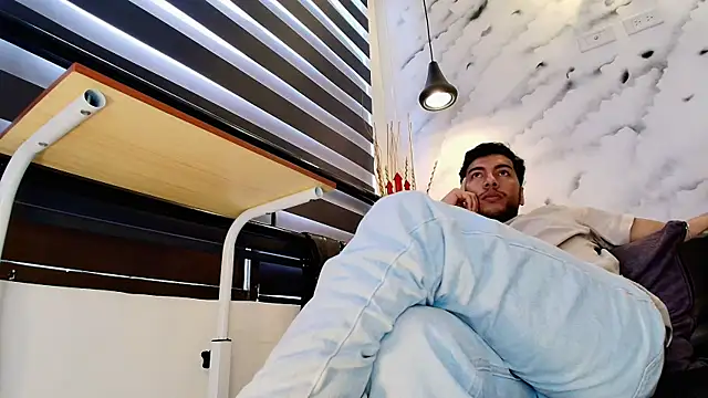 Max Hornye online show from 02/21/26, 07:15