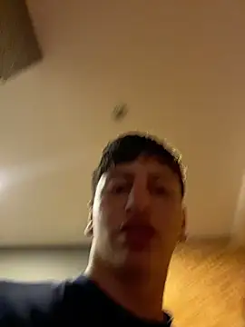 ARON LUXX online show from 06/14/26, 04:42