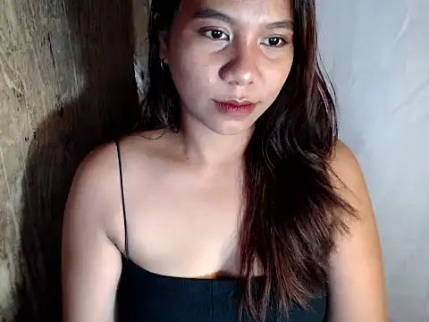 KristinaValerie22 online show from 03/05/26, 03:24