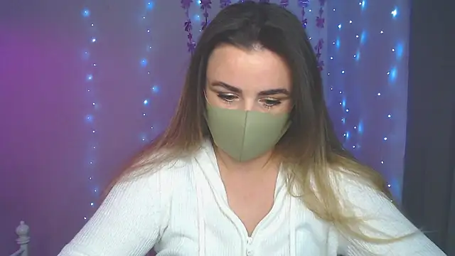 Snapshot of Avelina1 chatting on 05/04/26, 10:00 Avelina1 online show from 05/04/26, 10:00