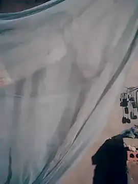 Snapshot of vivi1889 chatting on 03/30/26, 11:44 vivi1889 online show from 03/30/26, 11:44