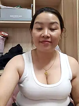 Jennie dogy online show from 06/09/26, 01:45