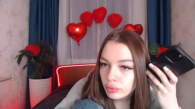 Snapshot of CandyGyrl chatting on 02/21/26, 01:06 CandyGyrl online show from 02/21/26, 01:06