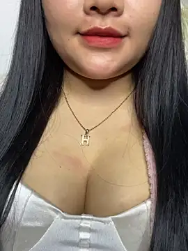 Snapshot of Violet_pusy chatting on 03/09/26, 08:02 Violet pusy online show from 03/09/26, 08:02